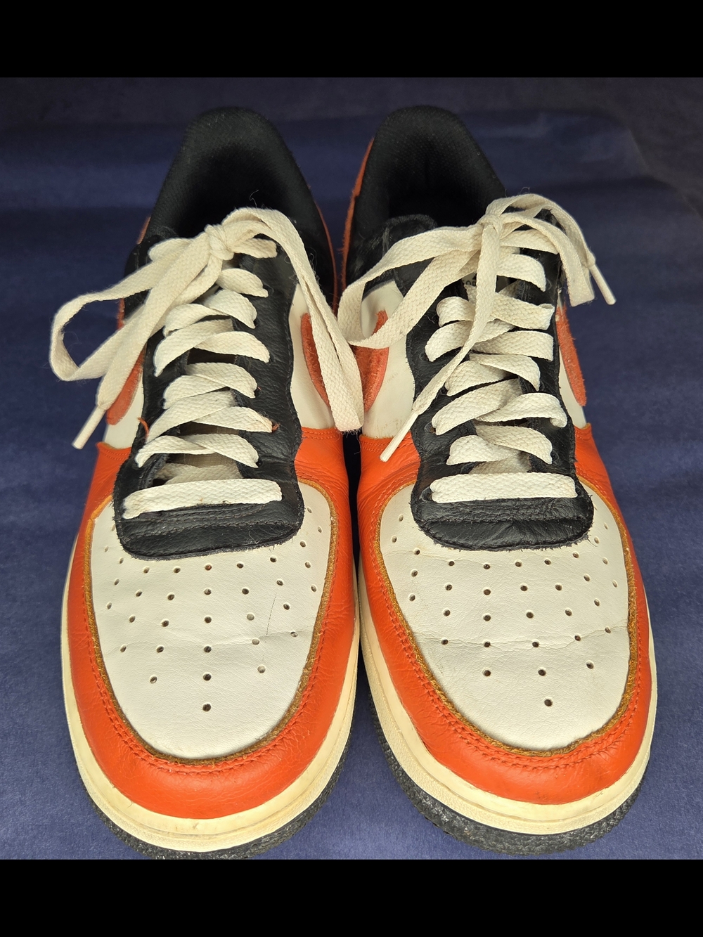 Nike Men's Orange, Black & White Low-Top Sneakers